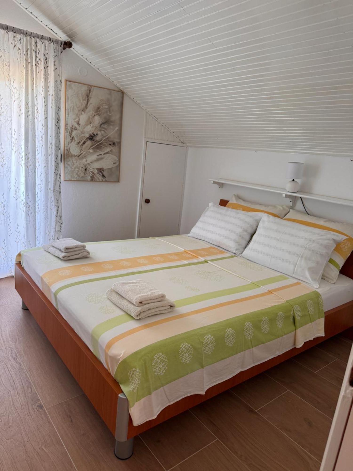 Apartmani Fides Lumbarda Room photo