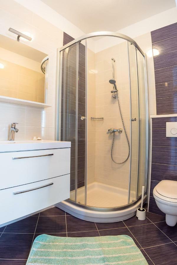 Apartmani Fides Lumbarda Room photo